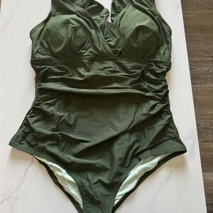 Cupshe Olive Green One Piece Swimsuit